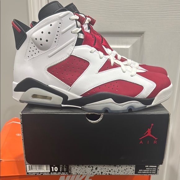 New Air Jordan retro 6
White/Carmine/Black
Size 10 Men - Picture 1 of 4